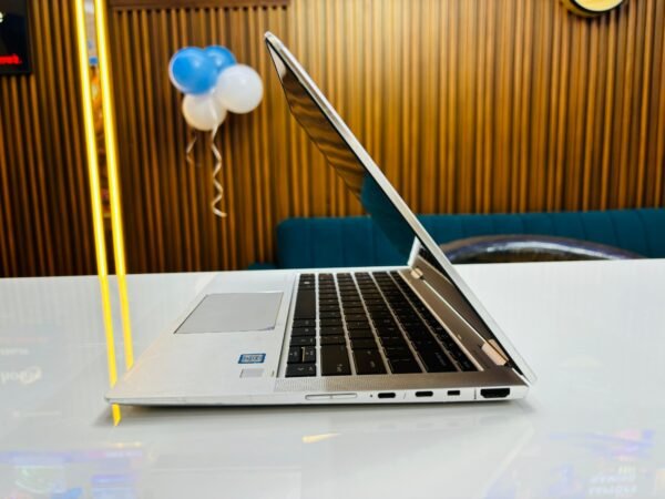 HP Elitebook 1030 G3 x360 Rotated/Touch screen - Image 2